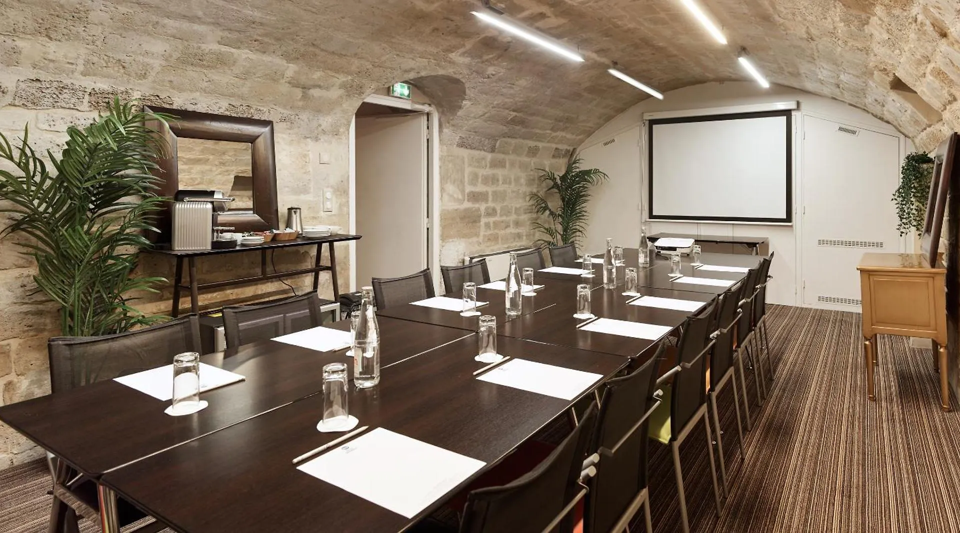 Western Aramis Saint Germain Paris